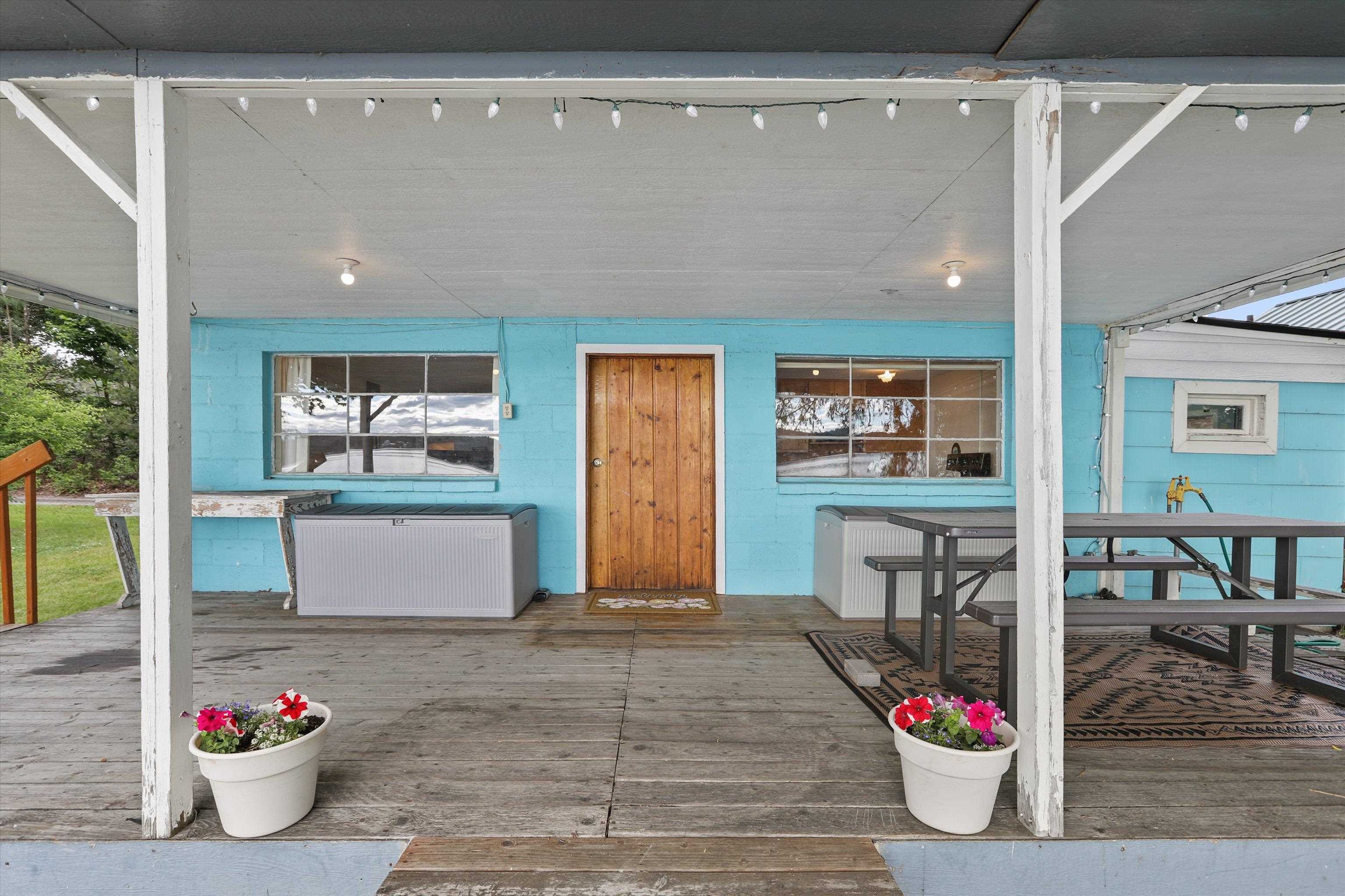 40670 Robbins Road Loon Lake, WA 99148 - Photo 4 of 21 Gallery Image 4