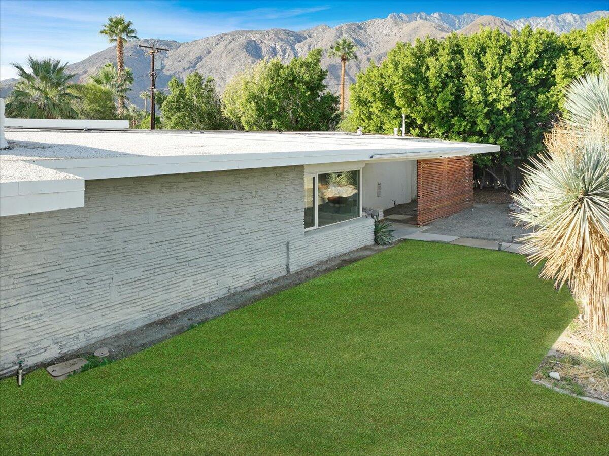 447 West Mariscal Road Palm Springs, CA 92262 - Photo 9 of 22 a view of outdoor space and yard