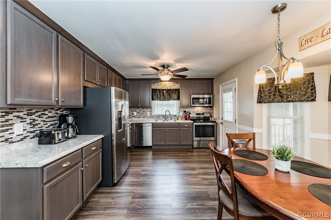 10219 Carol Anne Road Chesterfield, VA 23832 - Photo 10 of 31 Gallery Image 10