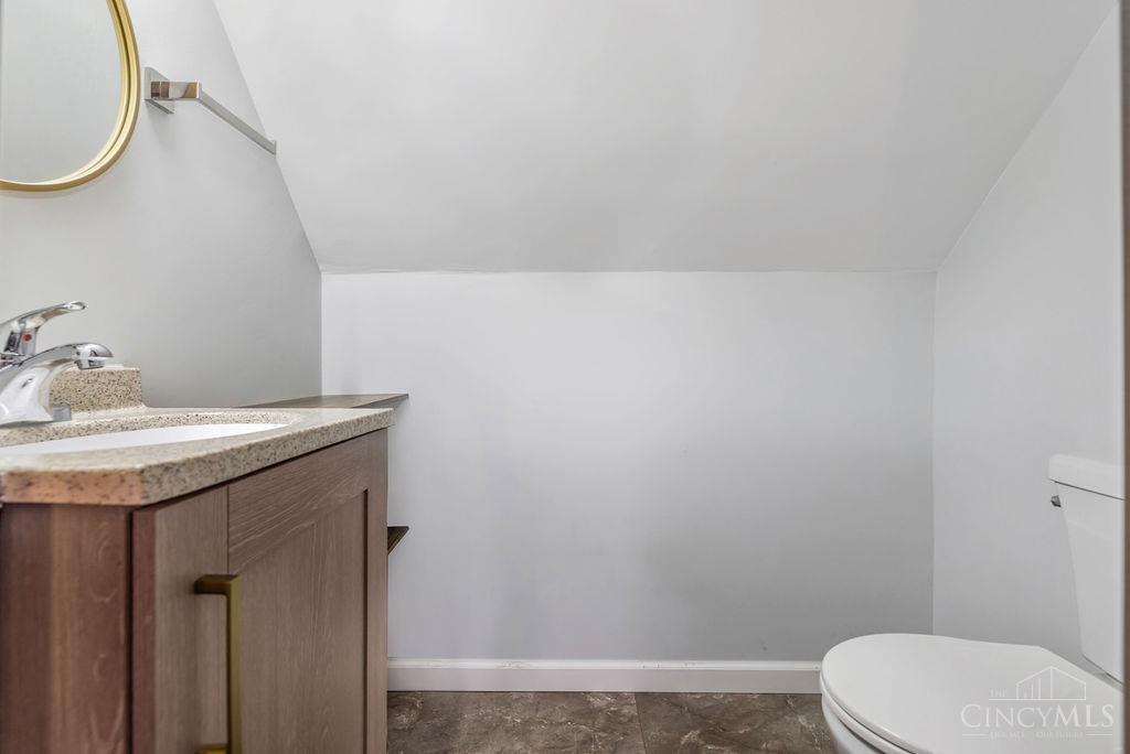 3481 Montgomery Road Cincinnati, OH 45207 - Photo 28 of 38 Gallery Image 28