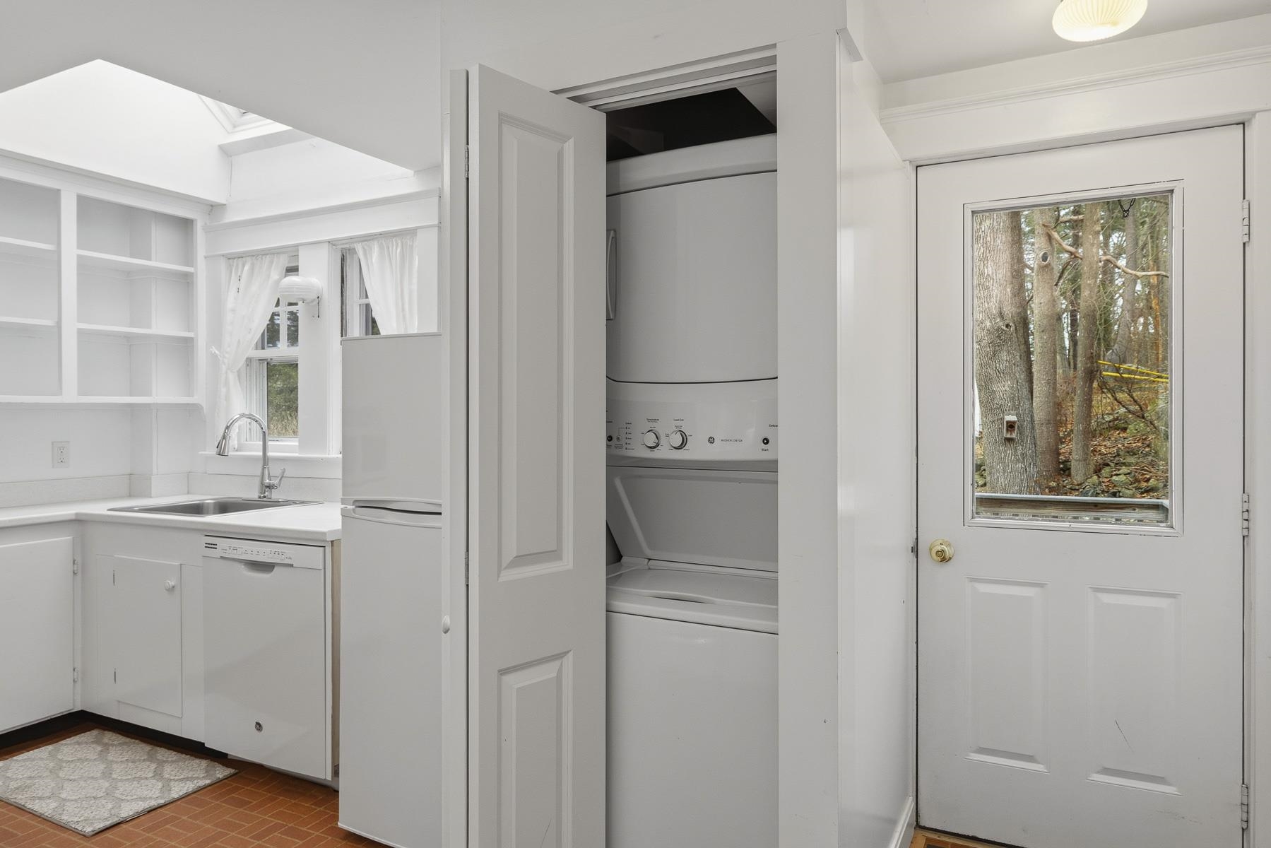 175 Wentworth Road New Castle, NH 03854 - Photo 15 of 43