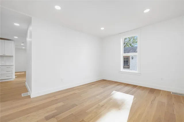 $529,999 | 7 Sheffield Avenue, Unit A, Newport, RI 02840