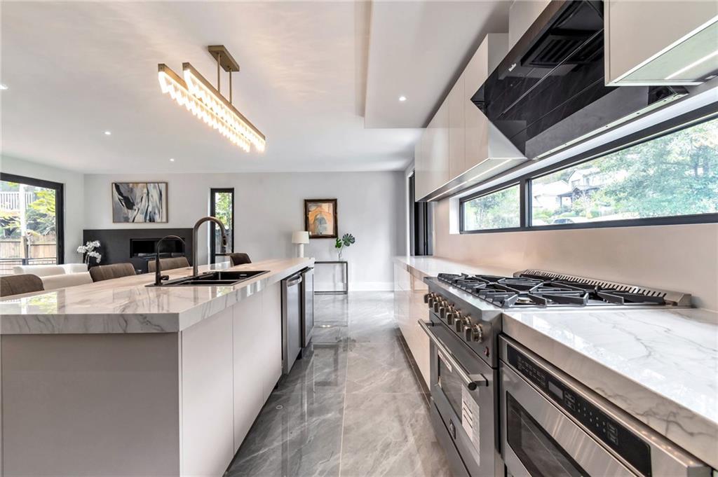 1653 Wayland Circle Northeast Brookhaven, GA 30319 - Photo 13 of 40