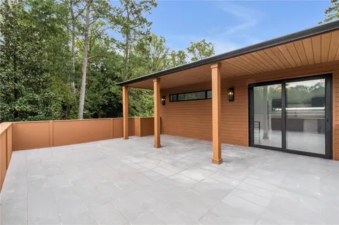 $1,400,000 | 1653 Wayland Circle Northeast, Brookhaven, GA 30319