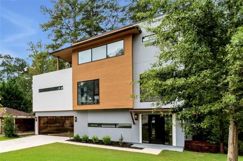 $1,400,000 | 1653 Wayland Circle Northeast, Brookhaven, GA 30319