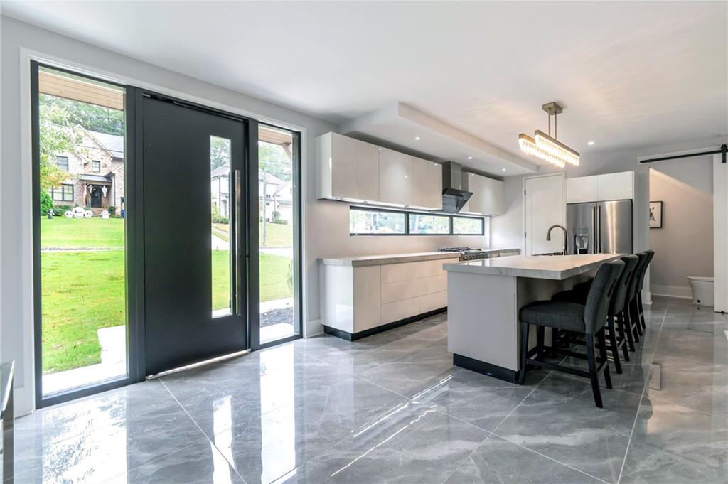 1653 Wayland Circle Northeast Brookhaven, GA 30319 - Photo 7 of 40