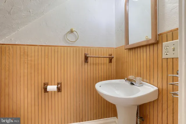 $415,000 | 229 Cocoa Avenue, Hershey, PA 17033