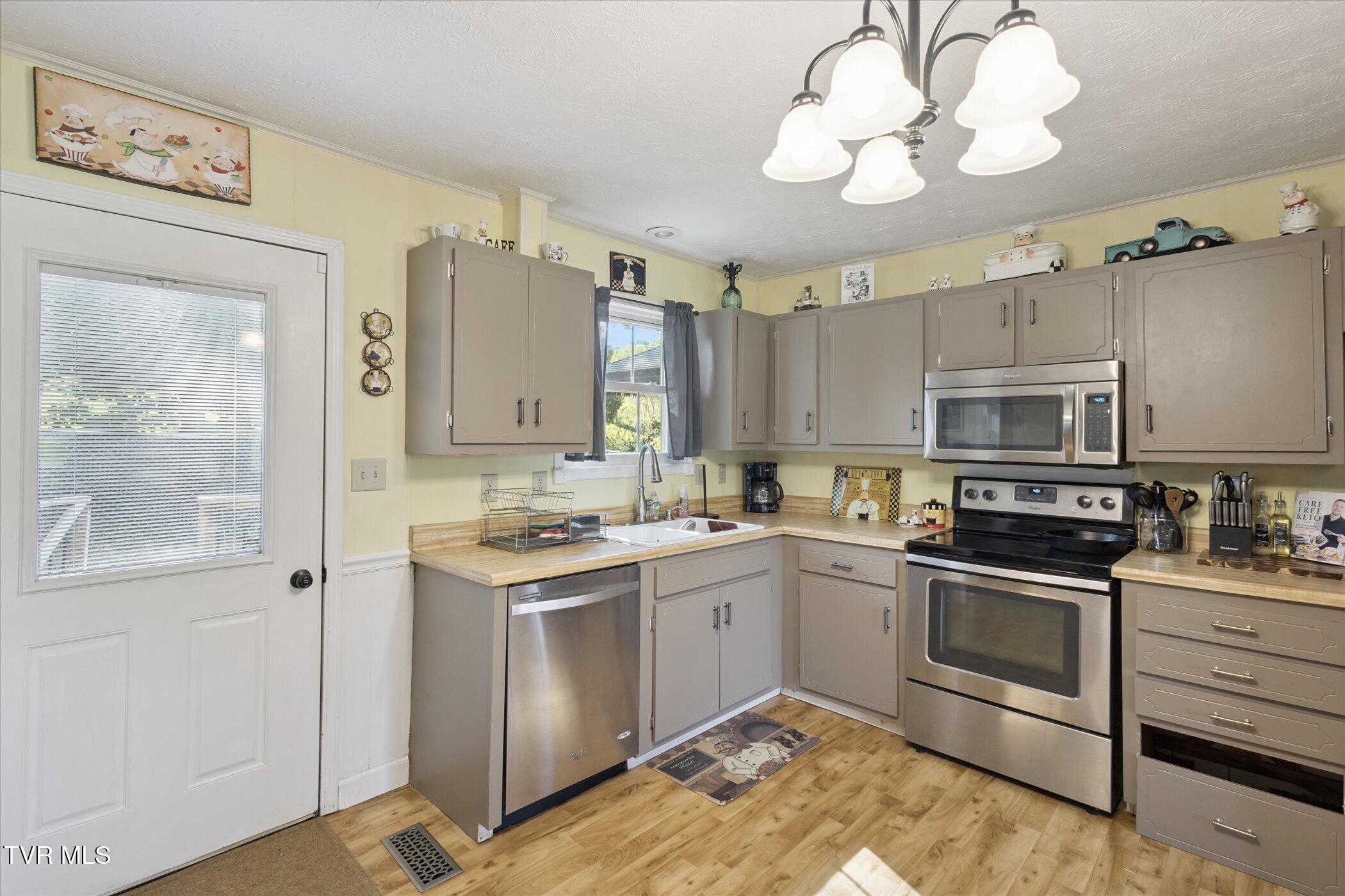 1140 Hartman Road Greeneville, TN 37743 - Photo 11 of 36 12-1140-Hartman-Rd-Greeneville-TN-37743-