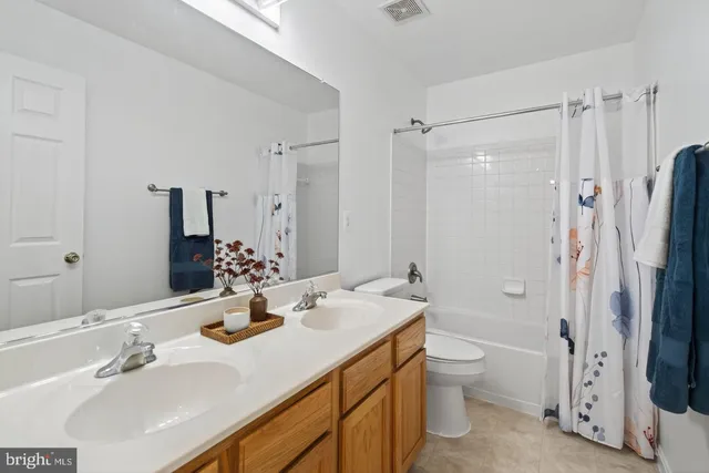 $2,850 | 3004 Vidalia Court, Dumfries, VA 22026