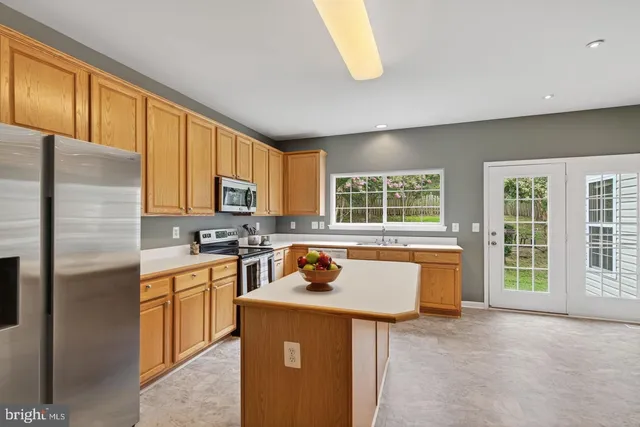 $2,850 | 3004 Vidalia Court, Dumfries, VA 22026