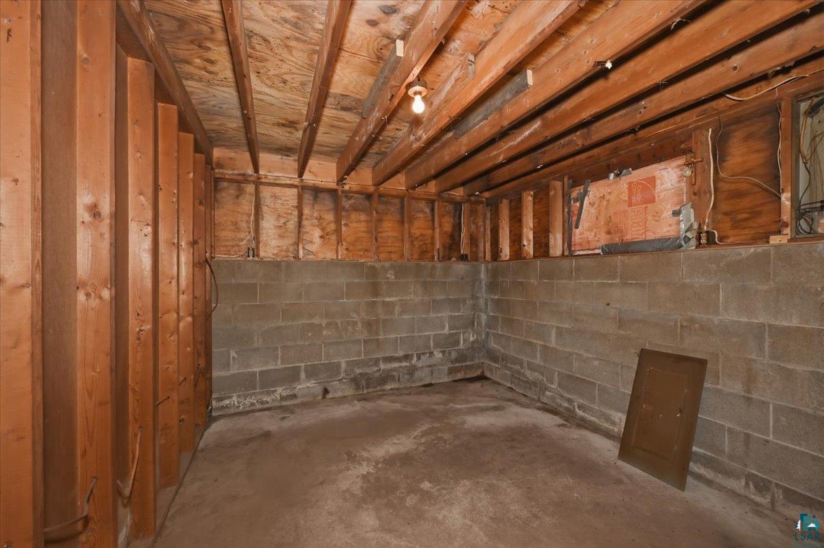 1455 East Mikelson Road Foxboro, WI 54836 - Photo 12 of 20