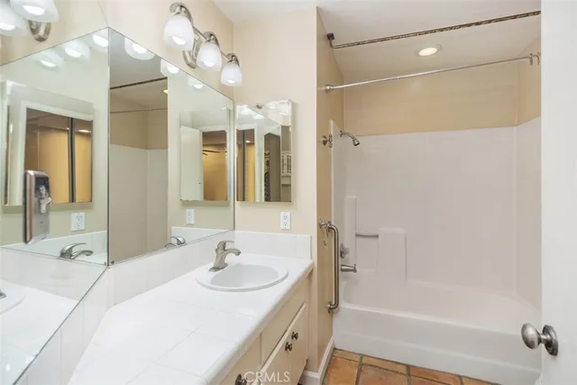 $399,000 | 1046 Calle Del Cerro, Unit 411, San Clemente, CA 92672