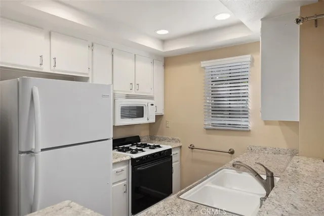 $399,000 | 1046 Calle Del Cerro, Unit 411, San Clemente, CA 92672