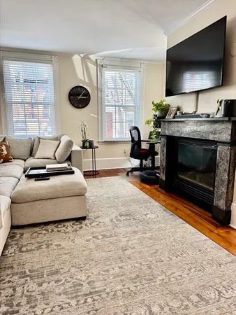 $5,800 | 54 Chestnut Street, Unit 1, Boston, MA 02129