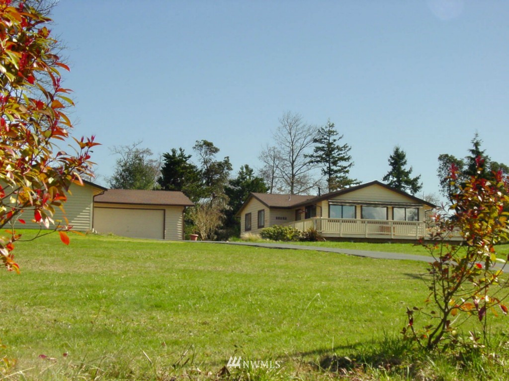 22522 Dockton Road Southwest Vashon, WA 98070 - Photo 1 of 15 Gallery Image 1