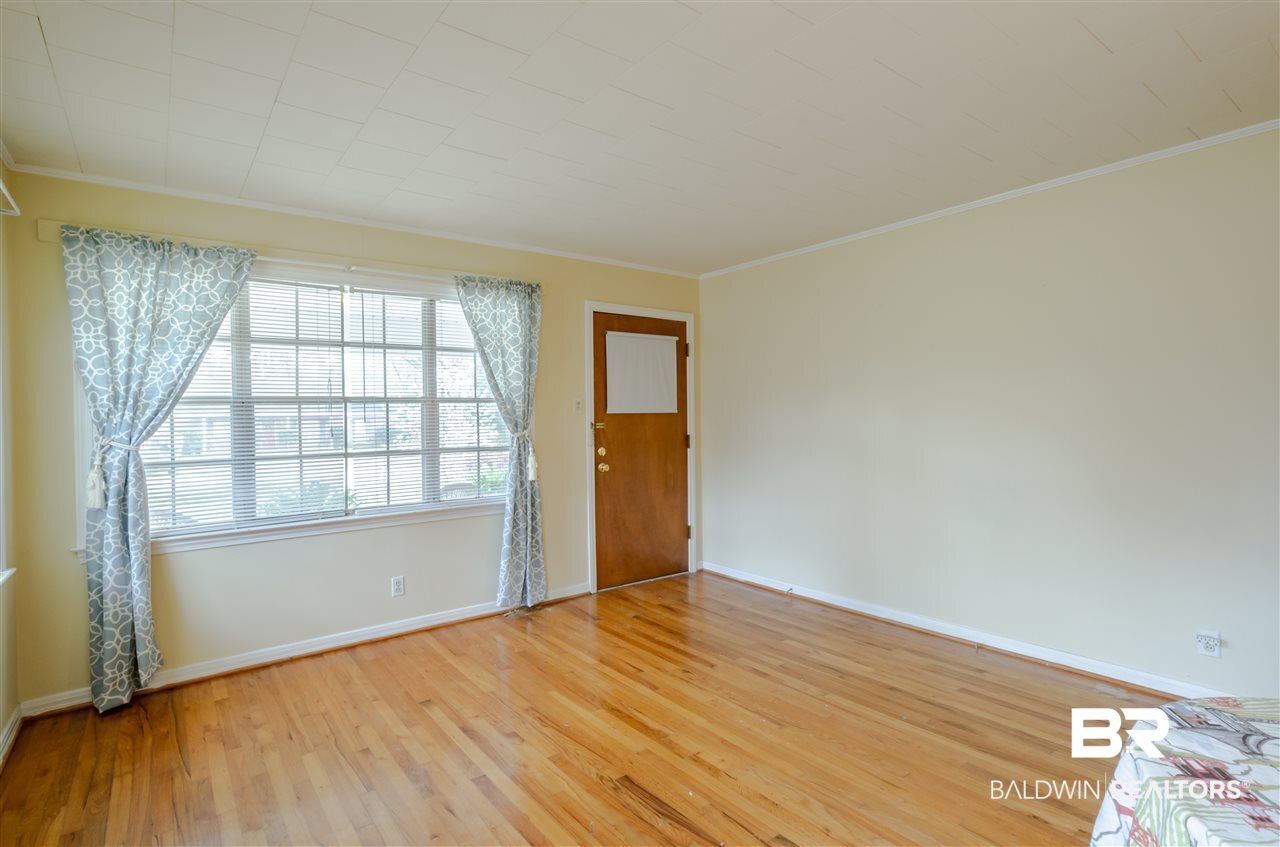 309 South Hummingbird Drive Satsuma, AL 36572 - Photo 8 of 29
