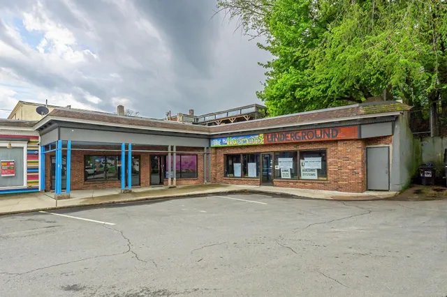 $1,150,000 | 69-71 Elliot Street, Brattleboro, VT 05301