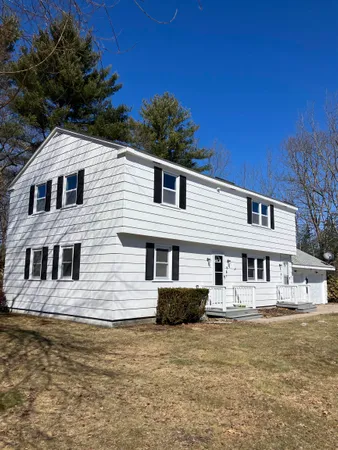 $2,250 | 6 Willowbrook Drive, Rochester, NH 03867