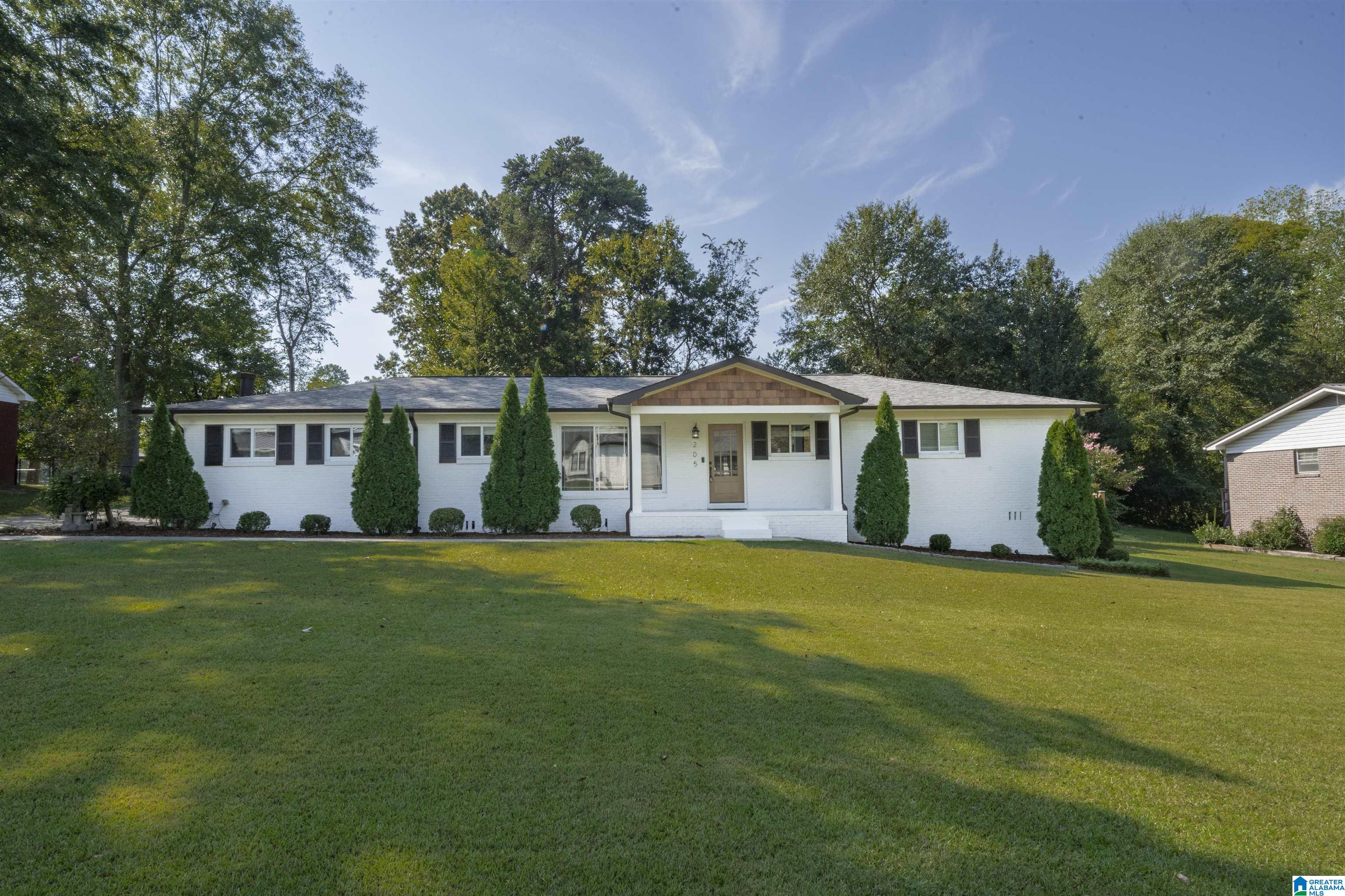 205 Watson Way Gardendale, AL 35071 - Photo 2 of 48
