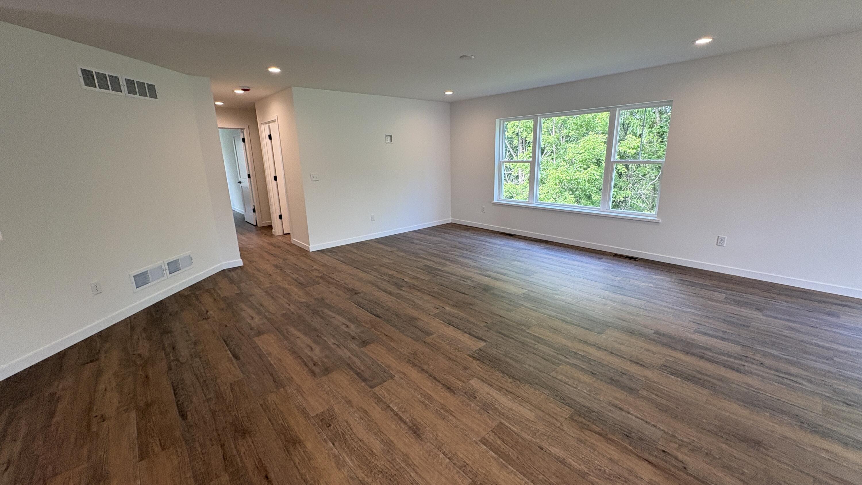 269 Cardinal Drive Sullivan, WI 53178 - Photo 22 of 41 Great Room 2
