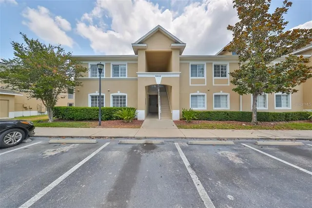 $1,875 | 6454 Cypressdale Drive, Unit 101, Riverview, FL 33578