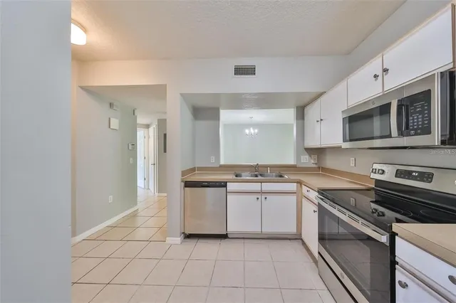 $1,875 | 6454 Cypressdale Drive, Unit 101, Riverview, FL 33578
