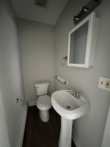 $3,200 | 2 Swetts Court, Watertown, MA 02472