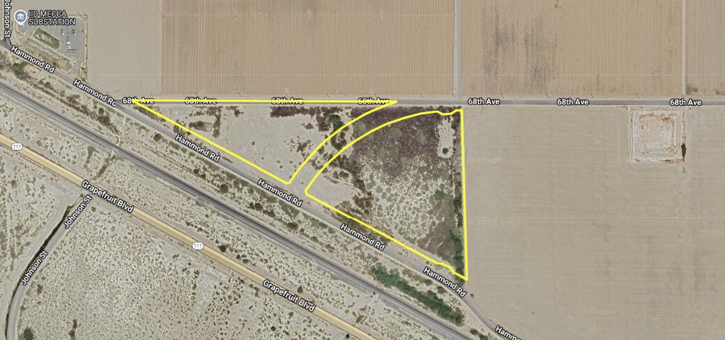 24 Hammond Road Mecca, CA 92254 - Photo 2 of 4 a view of a balcony