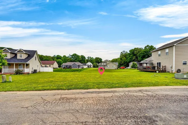 $44,900 | 0 Hemlock Parkway, Unit LOT 30, Logan, OH 43138