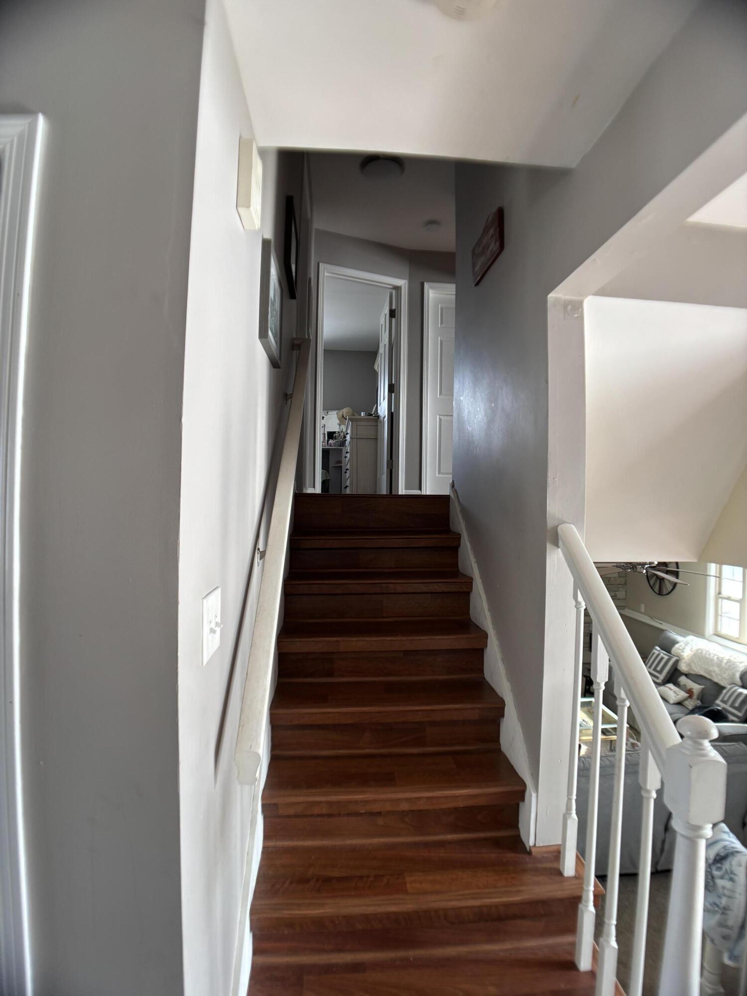 1885 Loganberry Lane Crown Point, IN 46307 - Photo 11 of 39 1500x2000