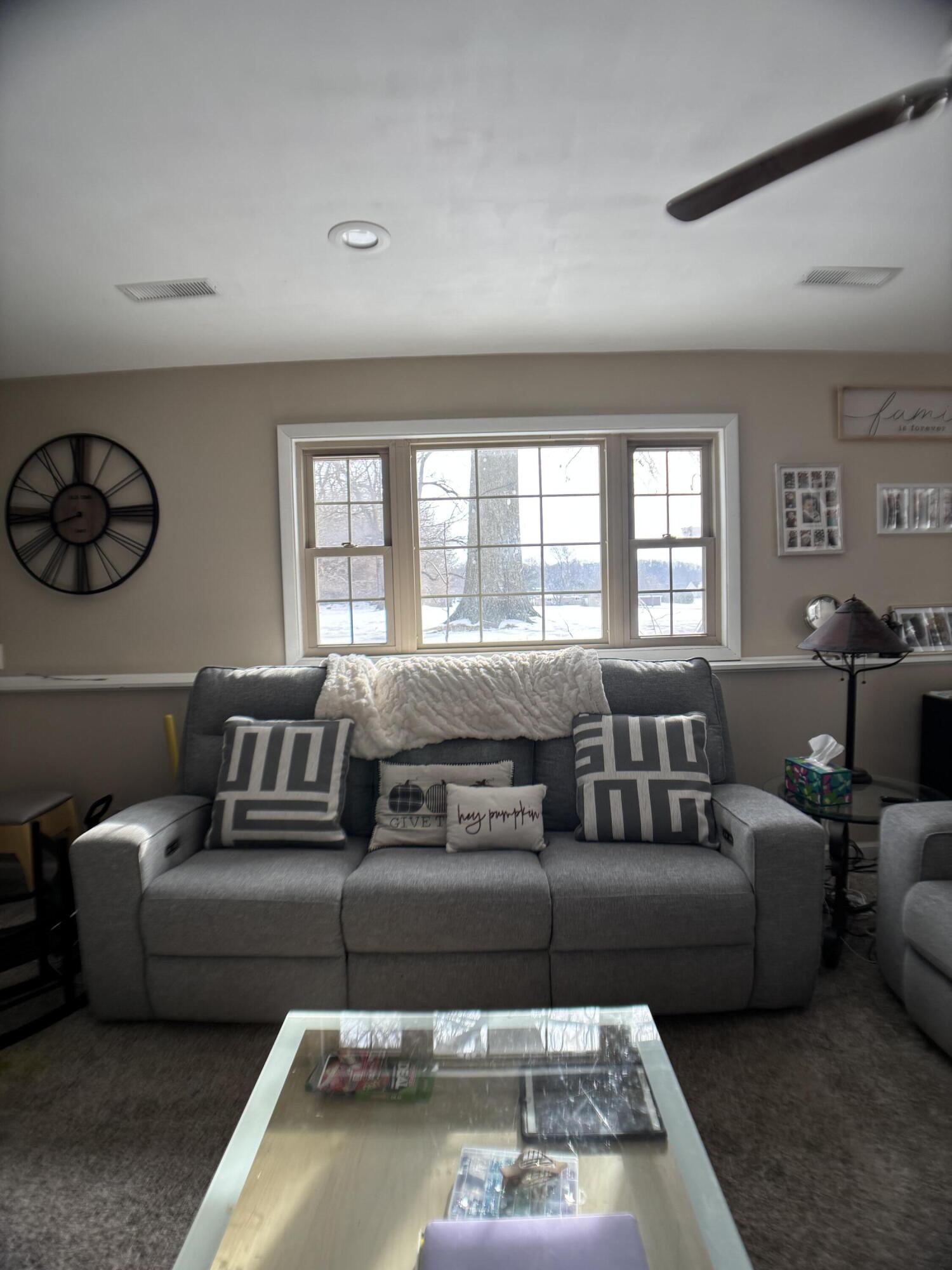 1885 Loganberry Lane Crown Point, IN 46307 - Photo 29 of 39 1500x2000