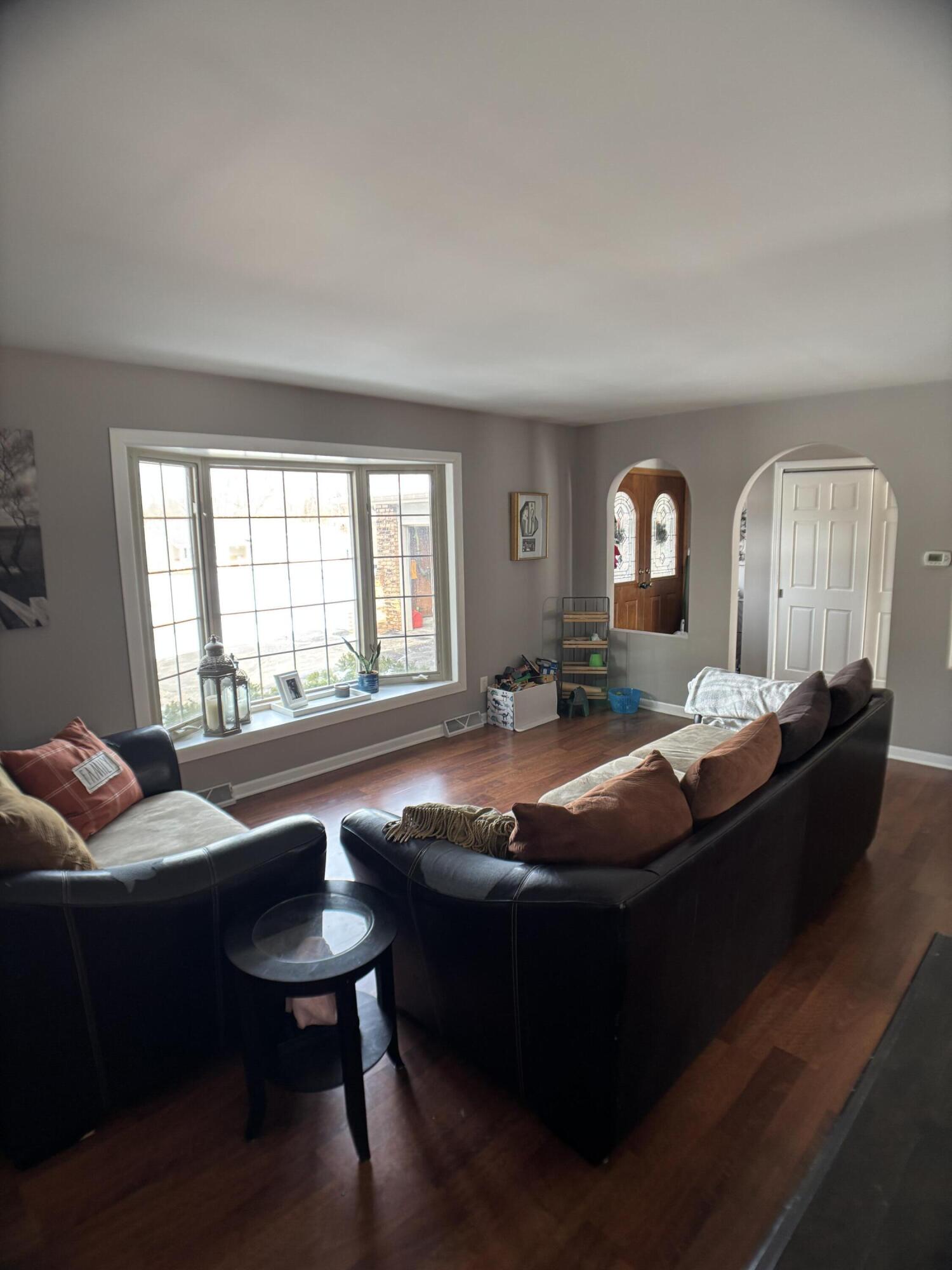 1885 Loganberry Lane Crown Point, IN 46307 - Photo 8 of 39 1500x2000