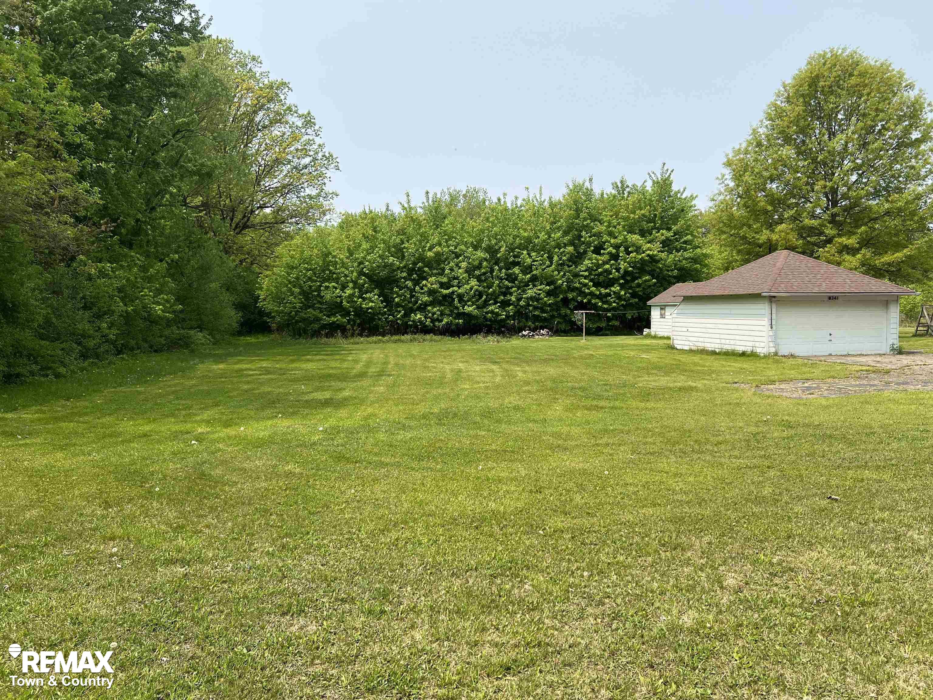 8341 Neff Road Mount Morris, MI 48458 - Photo 28 of 29 50109845-28.JPG