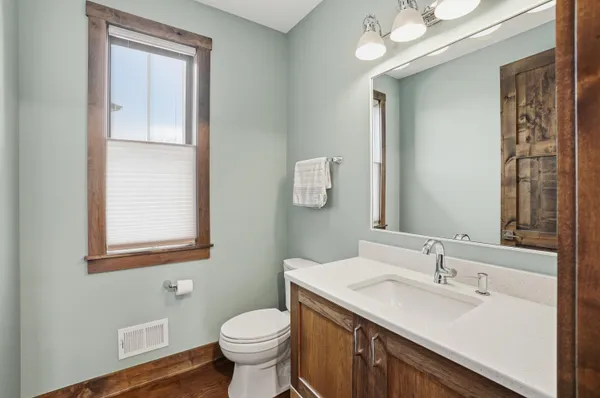 $1,599,900 | 1636 Upland Court, Hartland, WI 53029