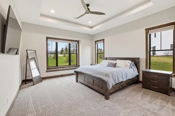 $1,599,900 | 1636 Upland Court, Hartland, WI 53029