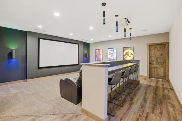 $1,599,900 | 1636 Upland Court, Hartland, WI 53029