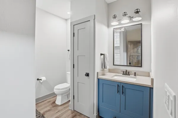 $1,599,900 | 1636 Upland Court, Hartland, WI 53029