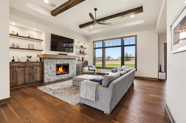 $1,599,900 | 1636 Upland Court, Hartland, WI 53029