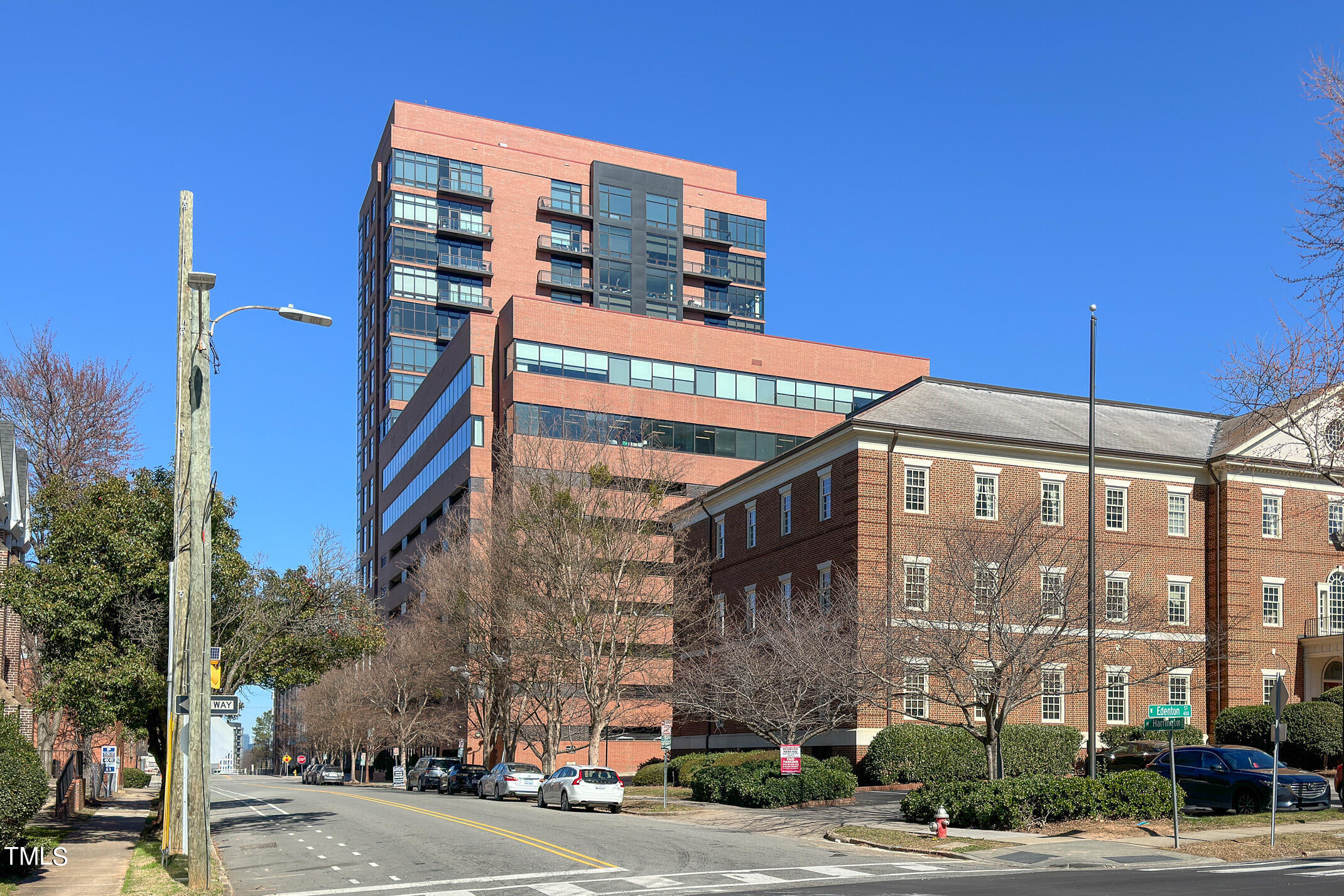122 North Harrington Street, Unit 1075 Raleigh, NC 27603 - Photo 35 of 38 a front view of a building