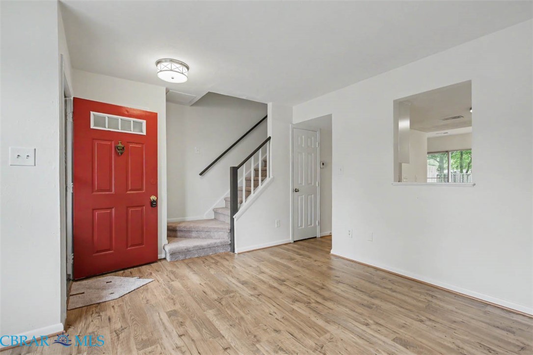28 Bayview Court Hampton, VA 23664 - Photo 8 of 37