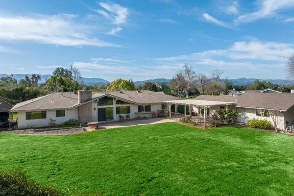$1,960,000 | 926 Ranch View Lane, Solvang, CA 93463