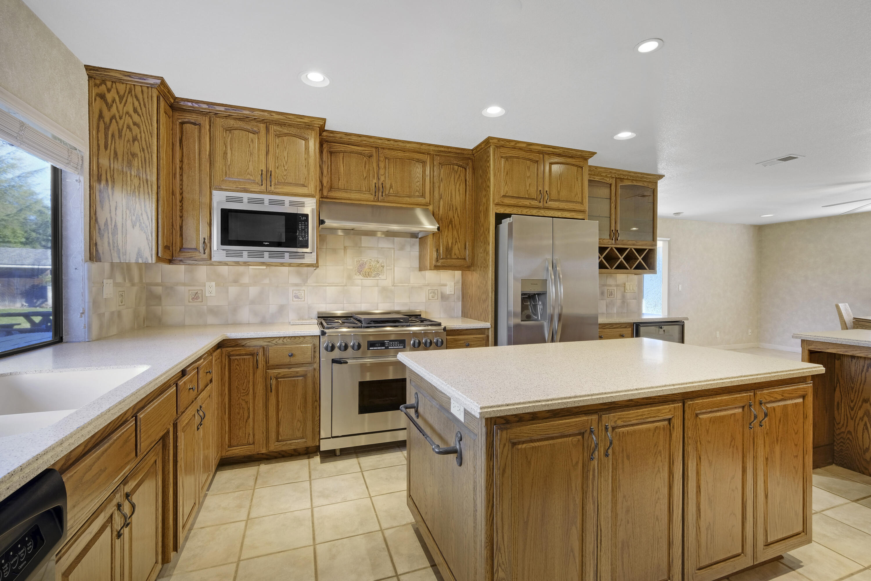 926 Ranch View Lane Solvang, CA 93463 - Photo 12 of 41 RV 13