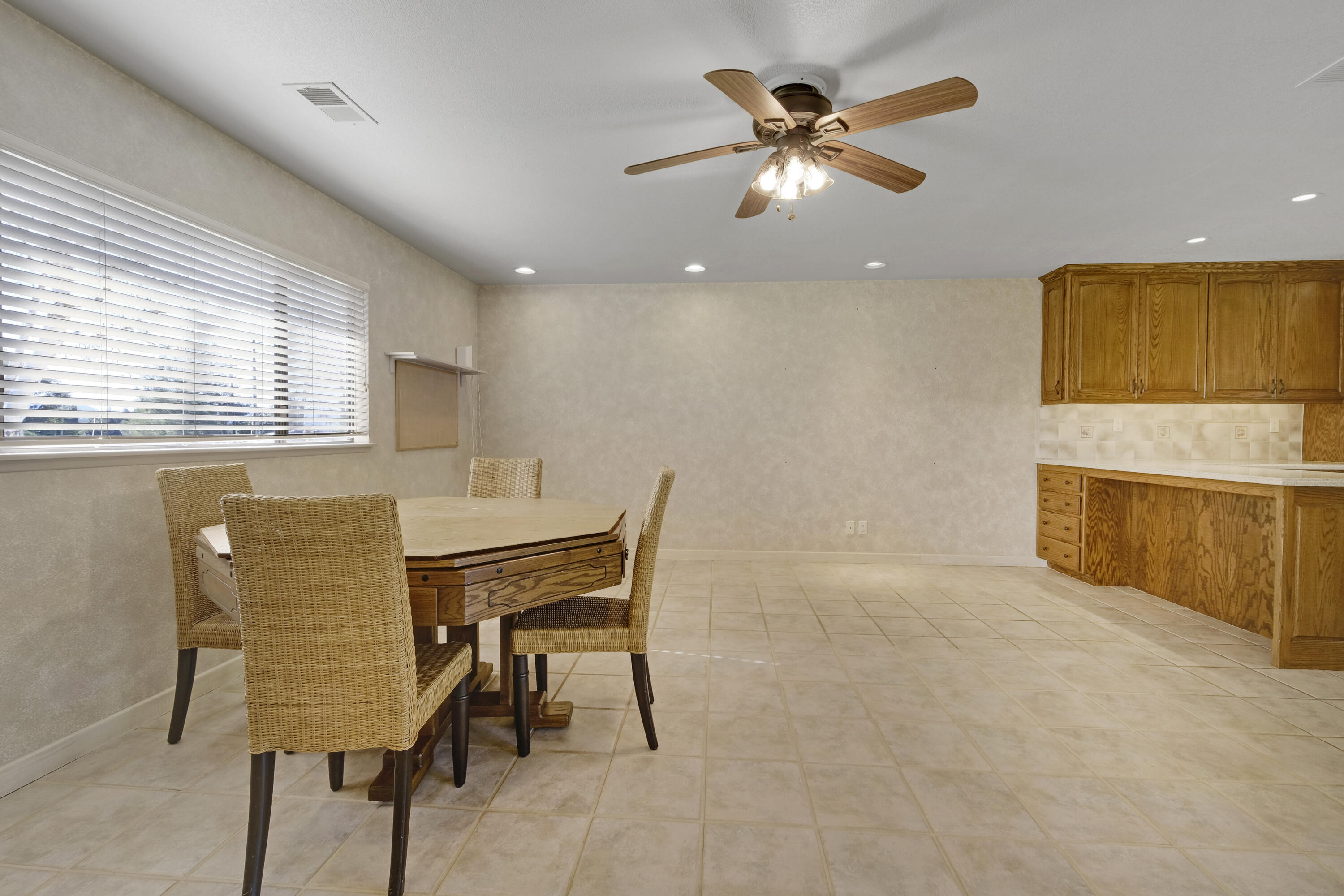 926 Ranch View Lane Solvang, CA 93463 - Photo 15 of 41 RV 14