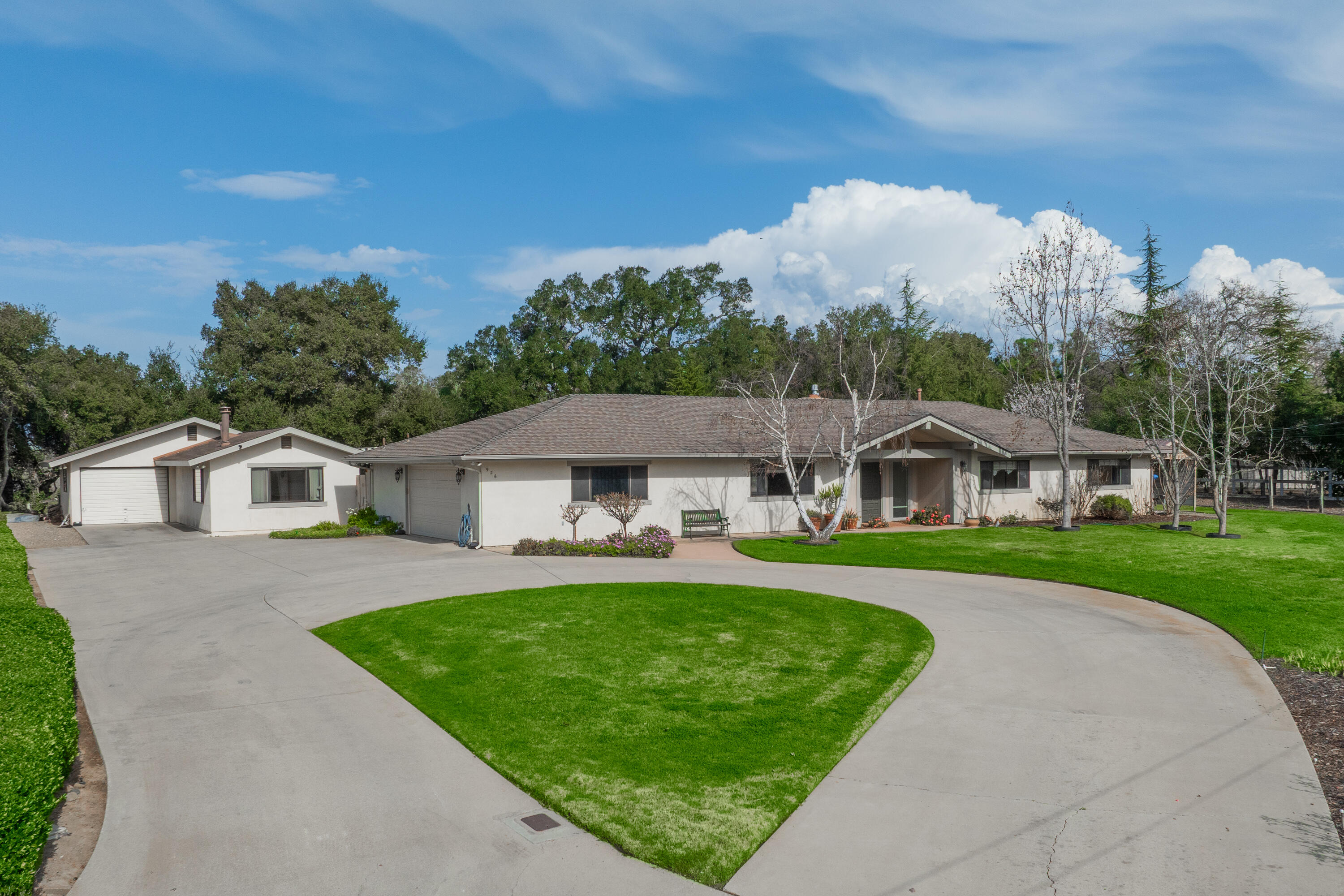 926 Ranch View Lane Solvang, CA 93463 - Photo 3 of 41 926 Ranch View Web-9