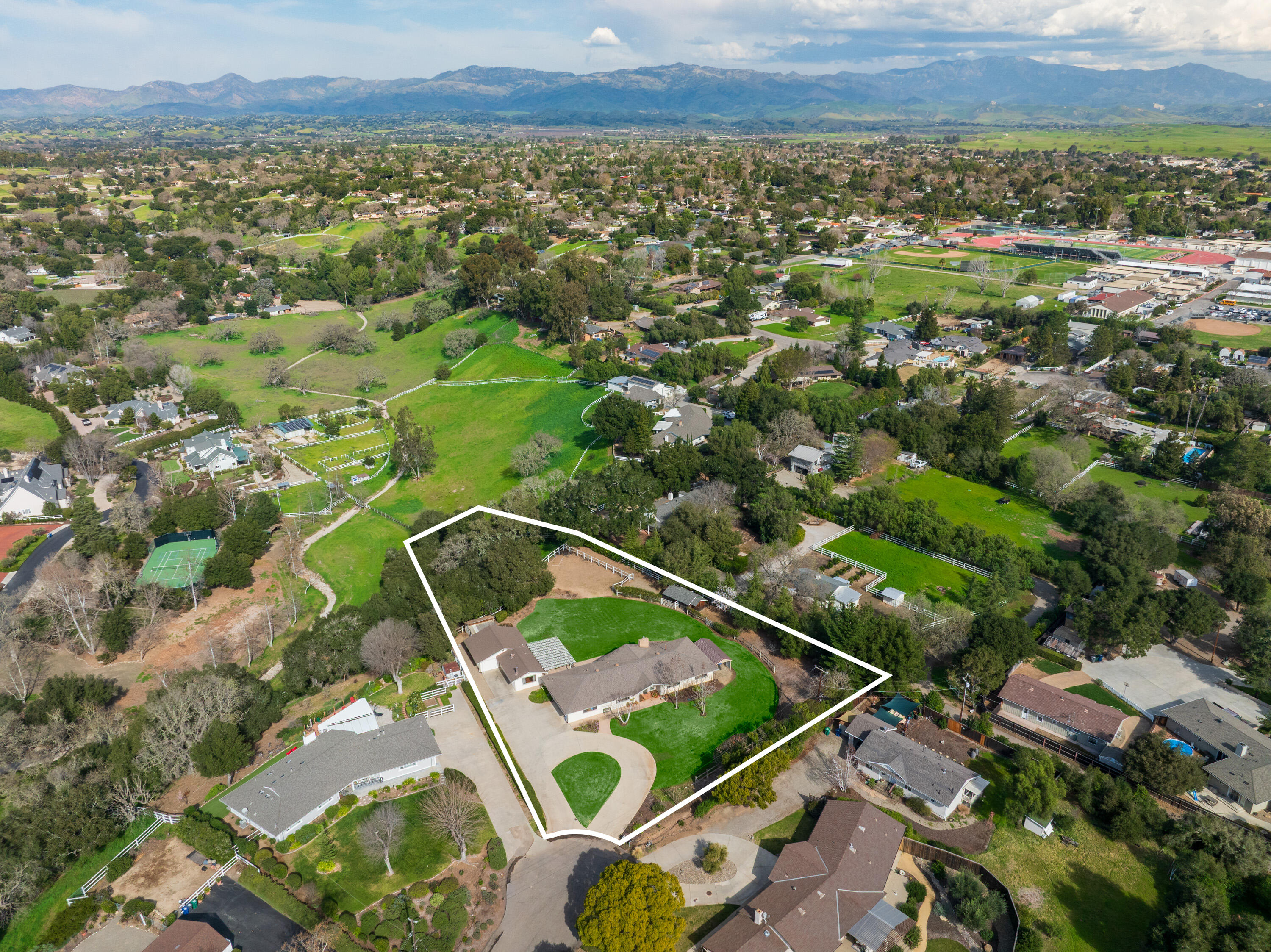 926 Ranch View Lane Solvang, CA 93463 - Photo 36 of 41 926 Ranch View Web-3