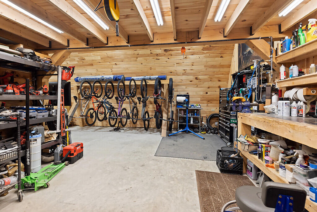 40 White Fish Road Winslow, ME 04901 - Photo 14 of 38 59_BP5A2421_DxO_mls