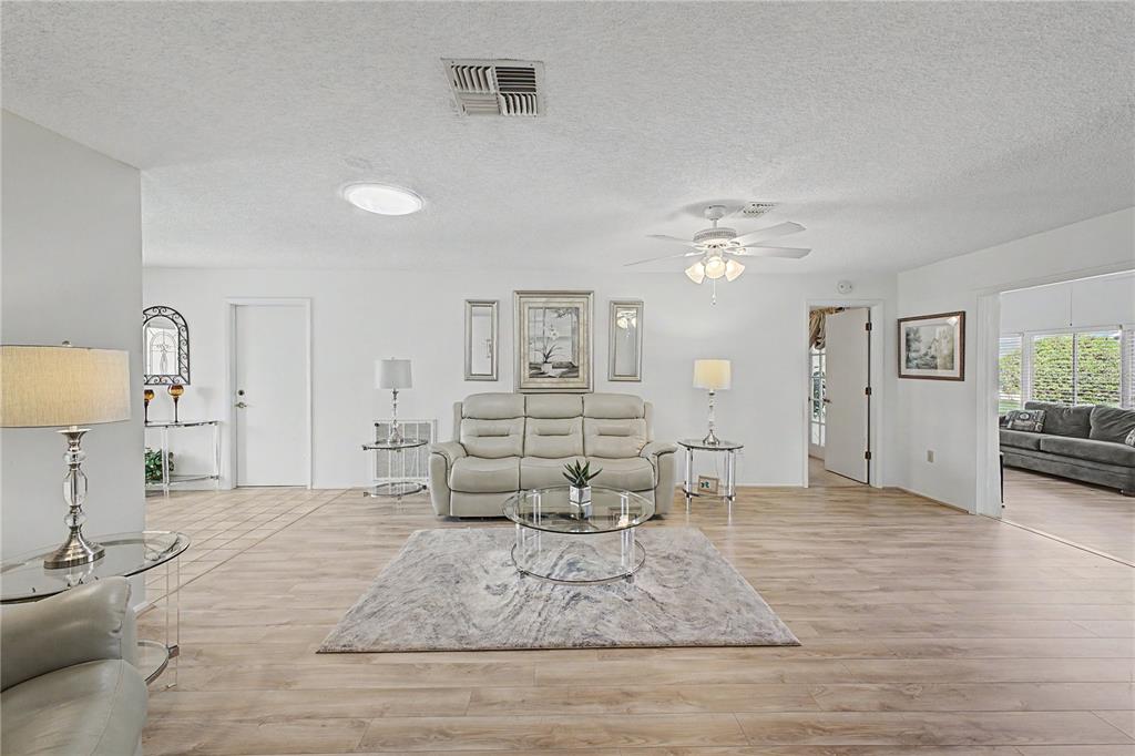 6347 Darien Way Spring Hill, FL 34606 - Photo 11 of 54