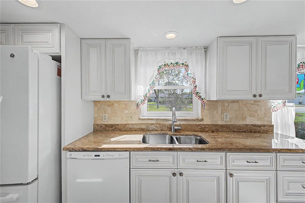 6347 Darien Way Spring Hill, FL 34606 - Photo 19 of 54