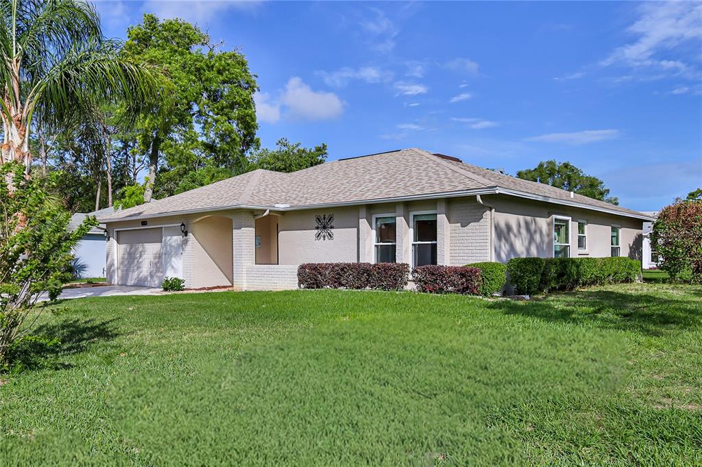 6347 Darien Way Spring Hill, FL 34606 - Photo 6 of 54