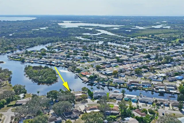 $399,999 | 5820 Melaleuca Drive, Holiday, FL 34690